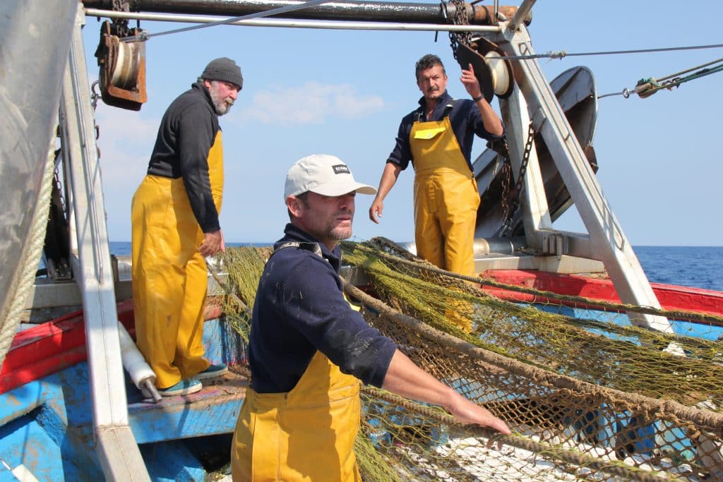 EcoAlf_UTO_spain_boat_fishermen_nets_trash