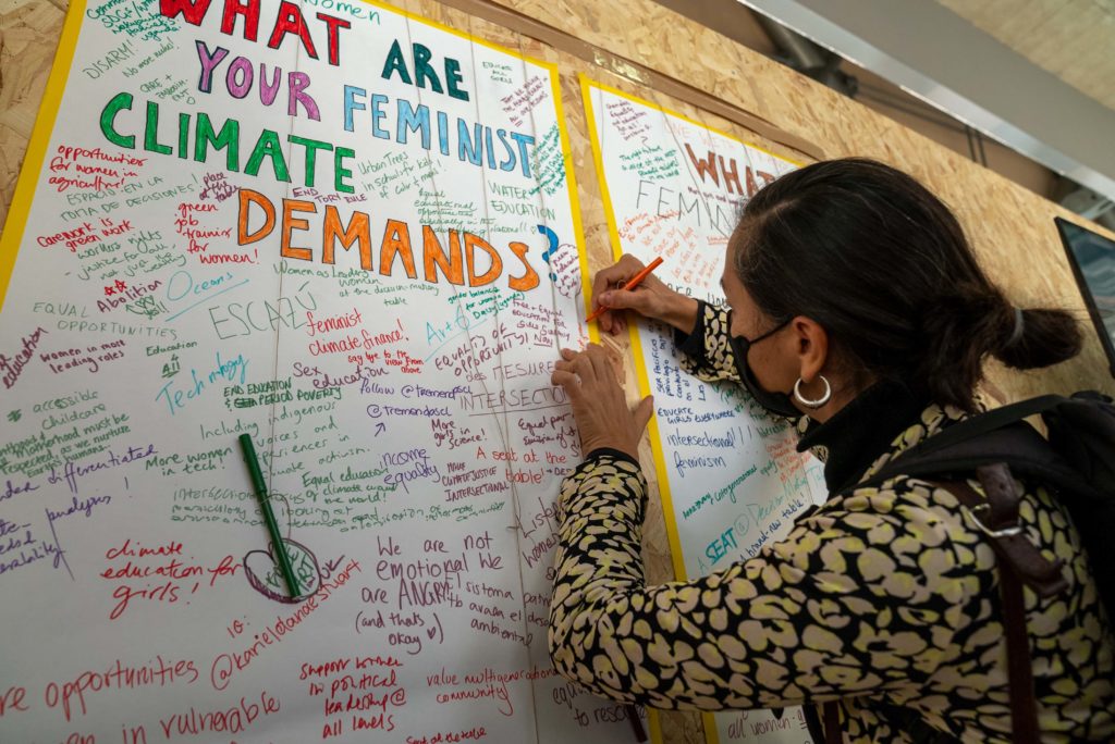 Feminist Climate demands at COP26. Photo by Davinia Sosa Baez.